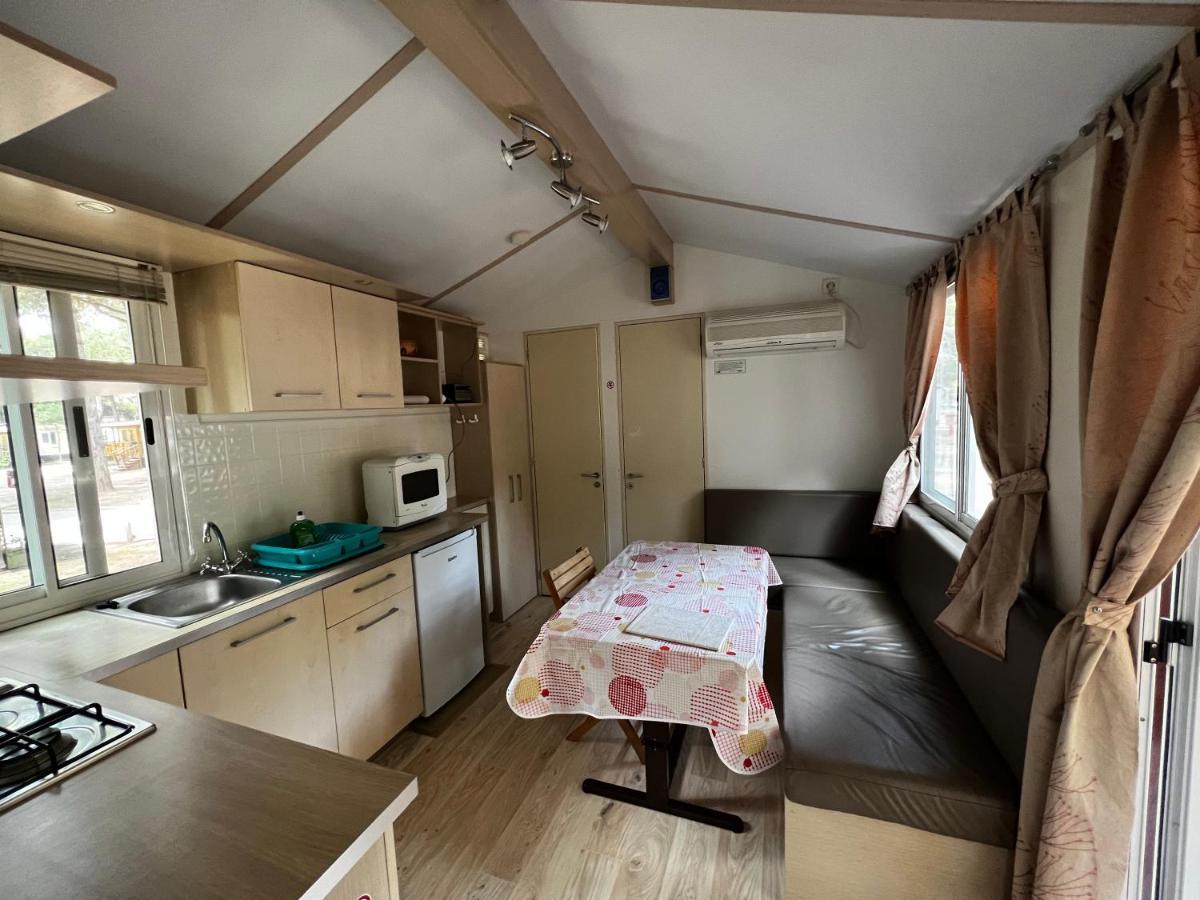 לידו דה ספינה Buona Mobile Homes On Camping Mare E Pineta מראה חיצוני תמונה